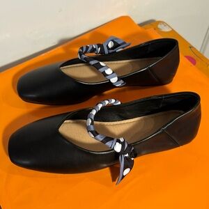 Ballet flats